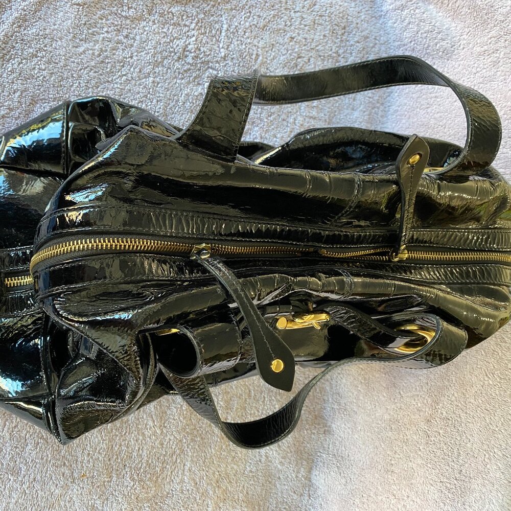 Francesco Biasia Black Patent Leather Shoulder Bag - Picture 8 of 10